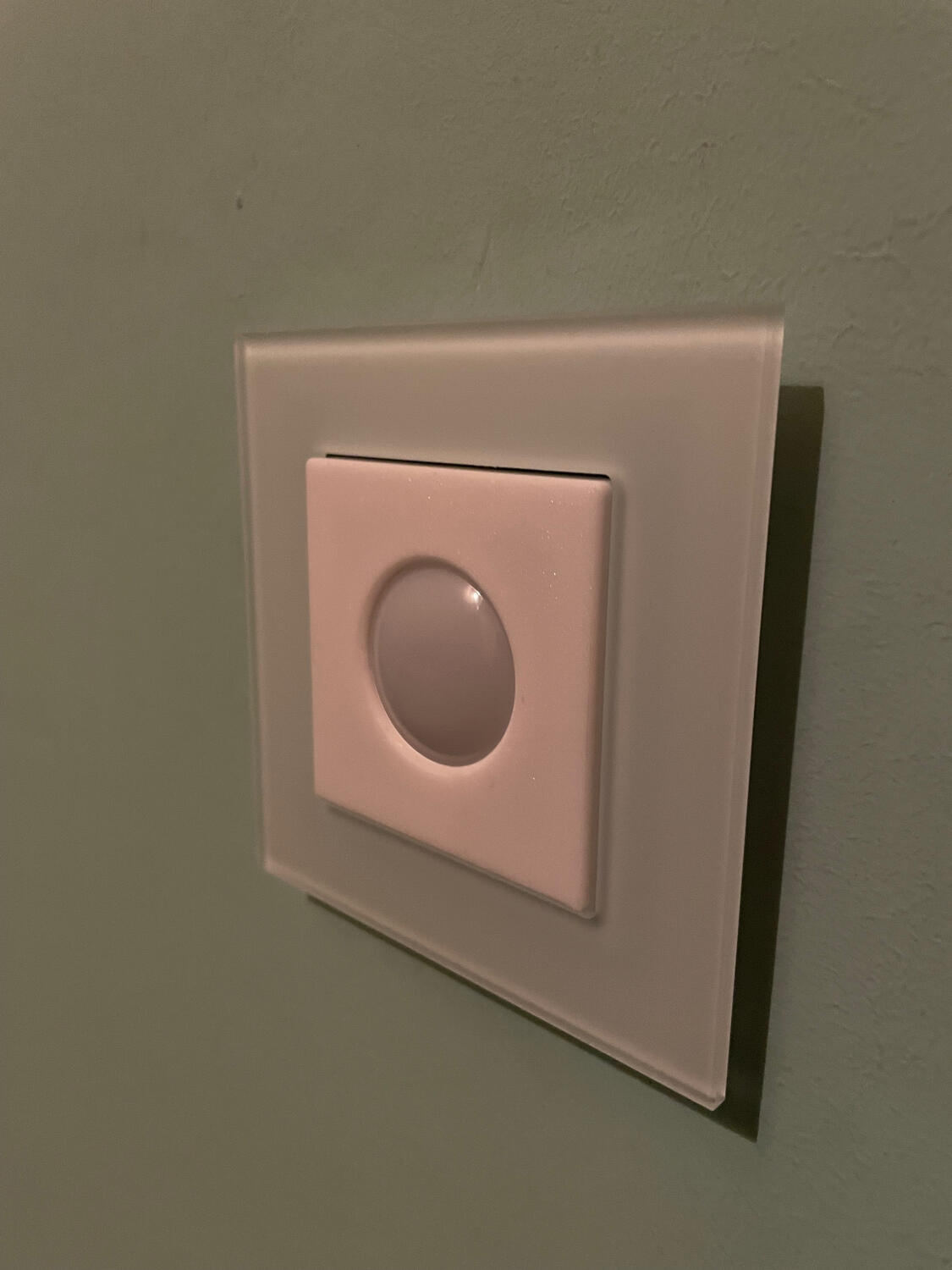 The presence sensor finally installed.